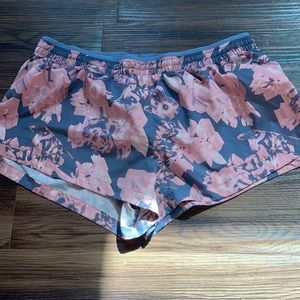 NWOT Nike running shorts size xl